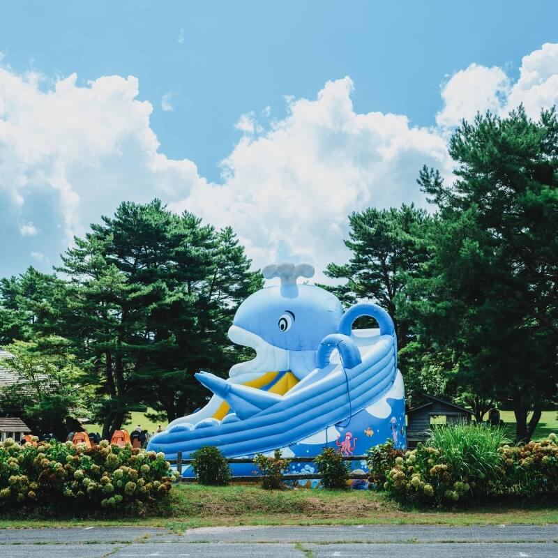ウォータースライダー